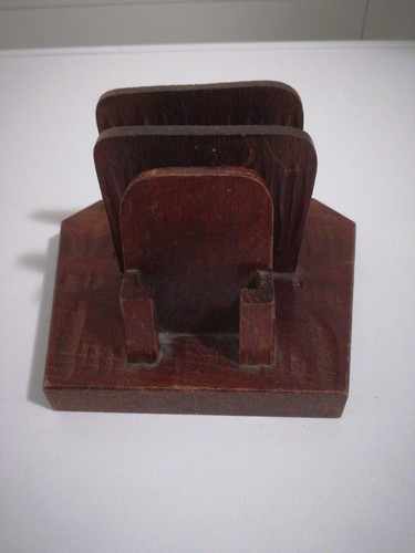 Briefständer aus holz - briefständer,